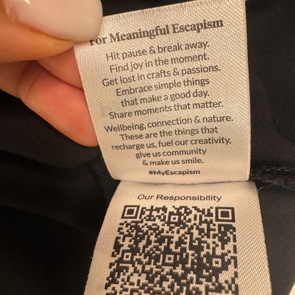 Passenger Ambrose Oversized Dress Size Medium. - Picture 15 of 17